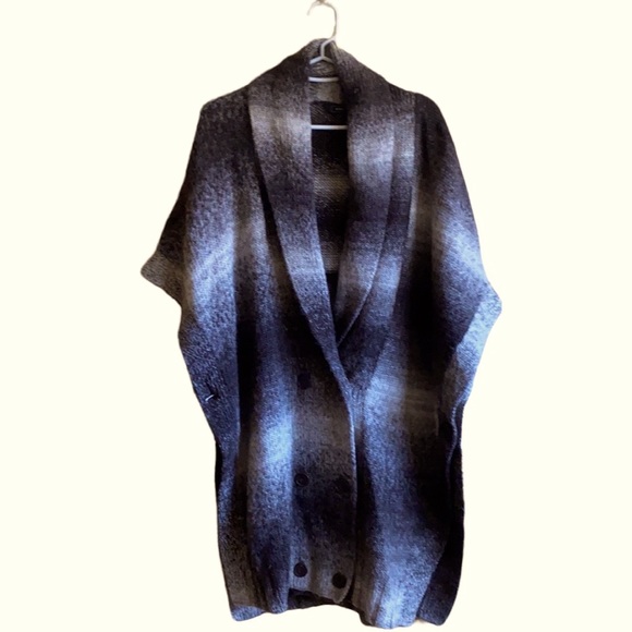 BCBGMaxAzria Oversized Cape/Poncho/Wrap Wool Blend Sweater in Brown Ash - medium - Picture 6 of 16